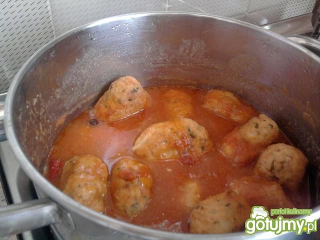 Kotleciki w sosie pomidorowo-paprykowym Kotleciki w sosie pomidorowo-paprykowym