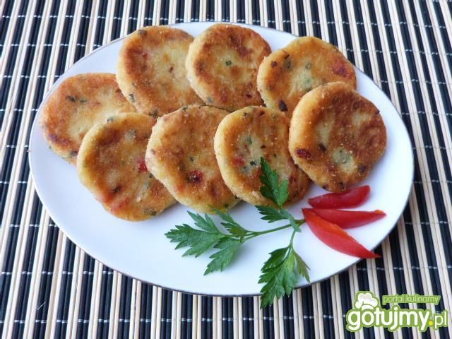 Kotleciki z gotowanych ziemniaków  Kotleciki z gotowanych ziemniaków