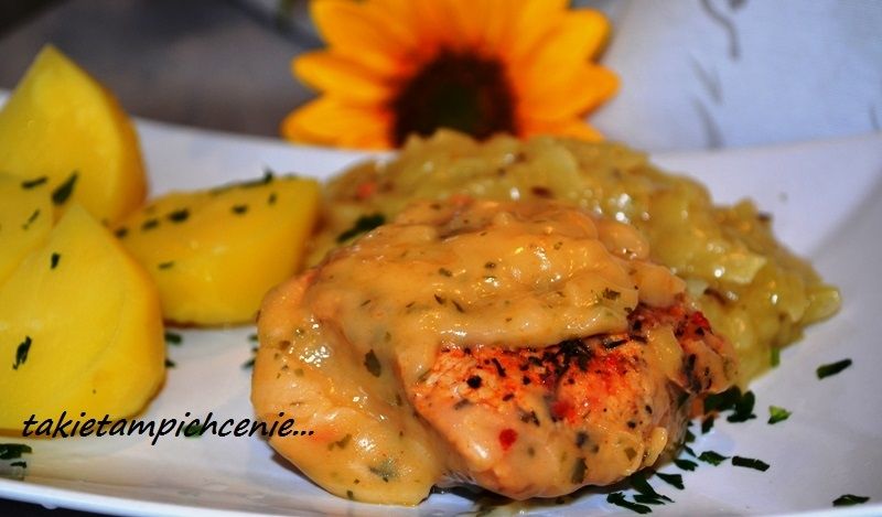 Kotleciki z indyka w sosie Kotleciki z indyka w sosie