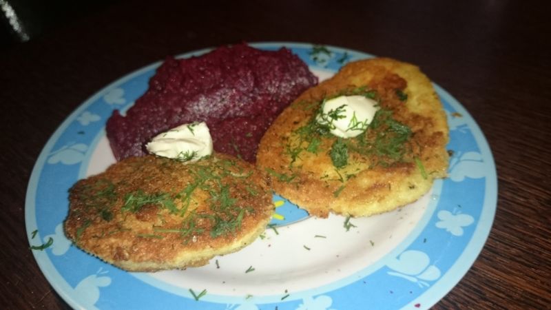 Kotleciki z indyka z kaszą jaglaną 