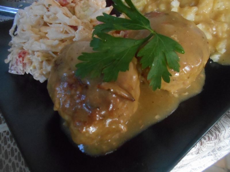 Kotleciki z kaszą i kapustą Kotleciki z kaszą i kapustą