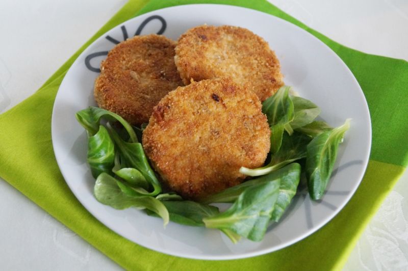 Kotleciki z kaszy jęczmiennej Kotleciki z kaszy jęczmiennej