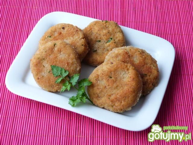 Kotleciki z kaszy jęczmiennej i mięsa Kotleciki z kaszy jęczmiennej i mięsa