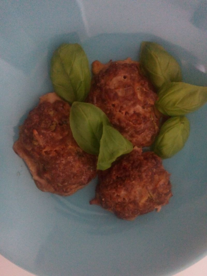 Kotleciki z Mięsa mielonego wołowego z piekarnika Kotleciki z Mięsa mielonego wołowego z piekarnika