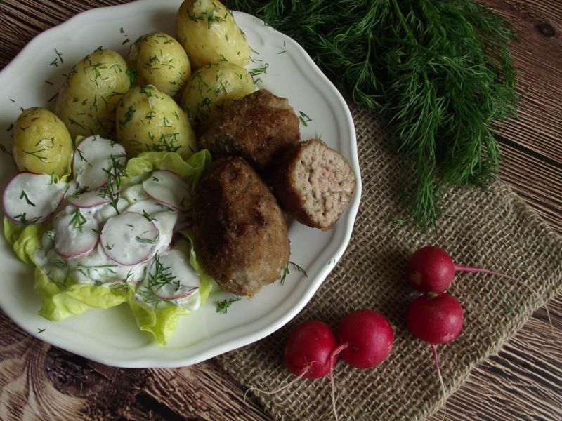 Kotleciki z rzodkiewką i koperkiem  Kotleciki z rzodkiewką i koperkiem