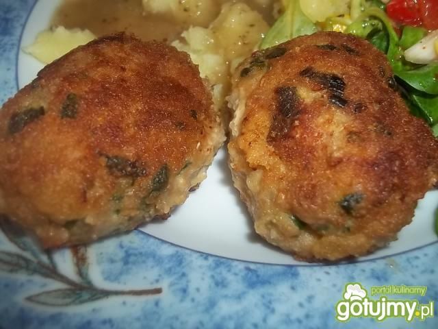 Kotleciki z zieleniną Kotleciki z zieleniną