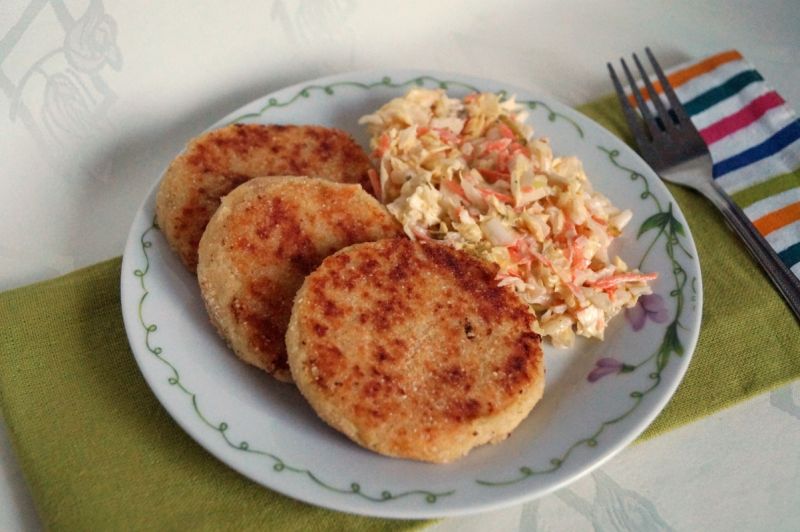 Kotleciki ziemniaczane z czerwoną soczewicą