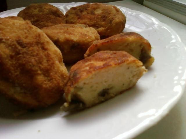 Kotleciki ziemniaczane z mięsem 