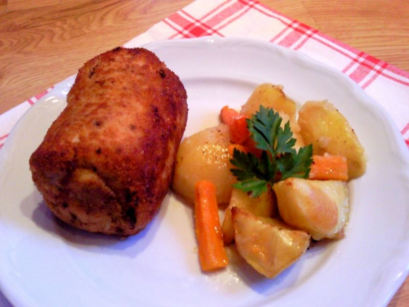 Kotlet de volaille z pieczonymi ziemniaczkami Kotlet de volaille z pieczonymi ziemniaczkami