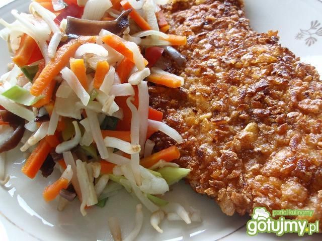 Kotlet drobiowy w kukurydzianej panierce