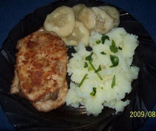 Kotlet faszerowany pieczarkami