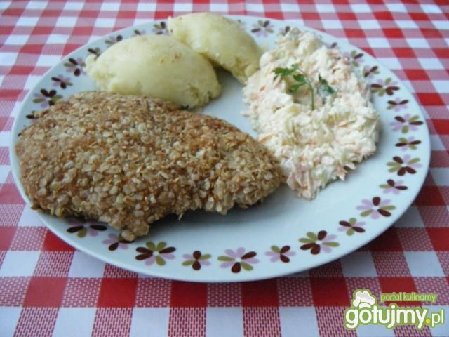 Kotlet schabowy w płatkach owsianych 