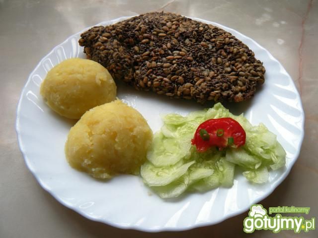 Kotlet schabowy w ziarnach słonecznika Kotlet schabowy w ziarnach słonecznika