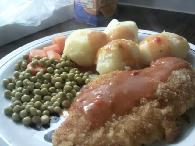 Kotlet z kurczaka w sosie cygańskim:) Kotlet z kurczaka w sosie cygańskim:)