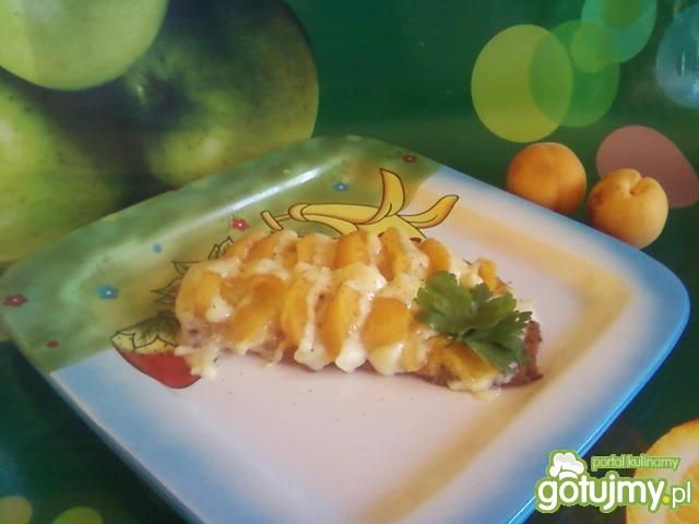 Kotlet z morelami i serem. Kotlet z morelami i serem.