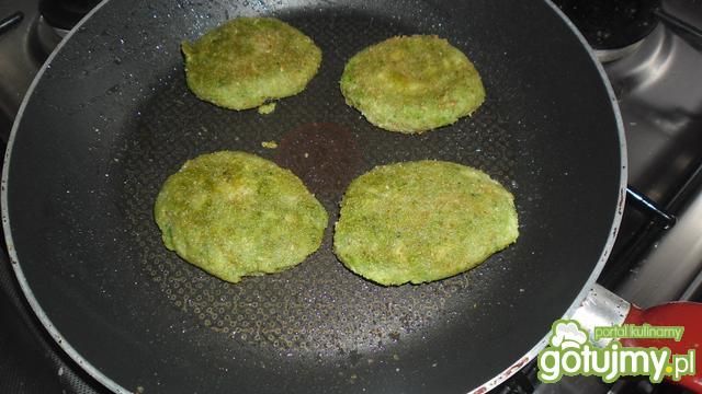 Kotlety brokułowe 4 Kotlety brokułowe 4