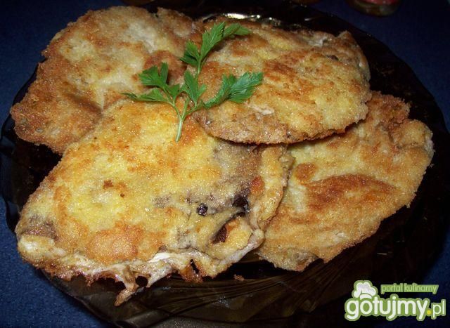 Kotlety drobiowe nadziewane grzybami leś
