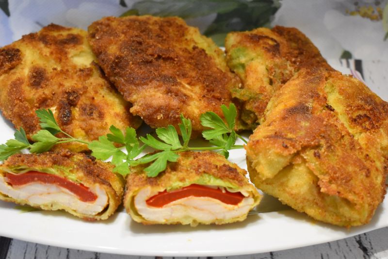 Kotlety drobiowe w kapuście Kotlety drobiowe w kapuście