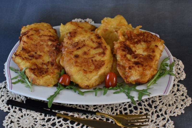 Kotlety drobiowe w panierce serowej Kotlety drobiowe w panierce serowej