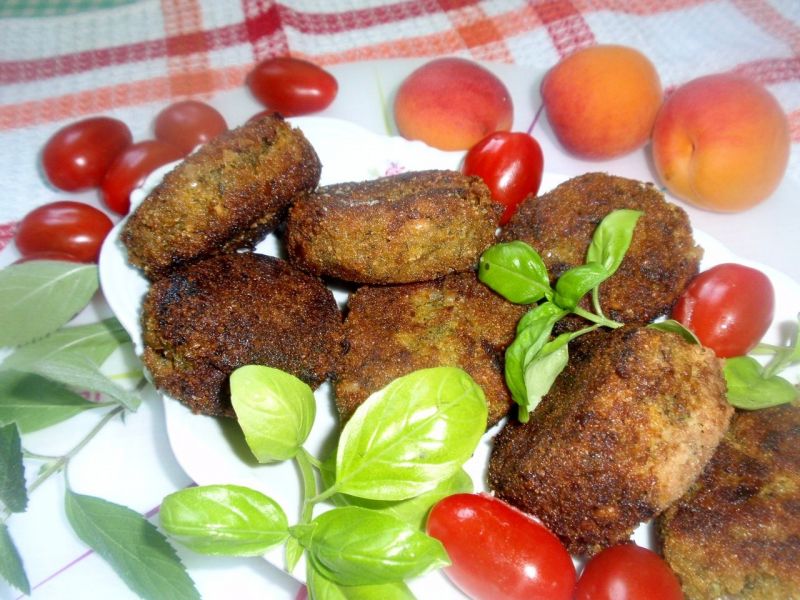 Kotlety jaglano selerowe Kotlety jaglano selerowe