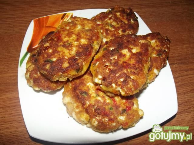 Kotlety jajeczne z papryką