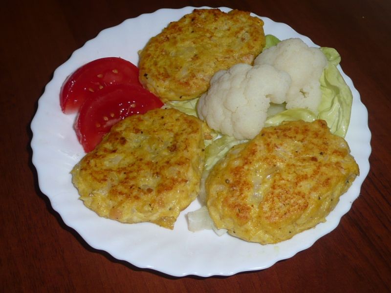 Kotlety kalafiorowo - mięsne Kotlety kalafiorowo - mięsne