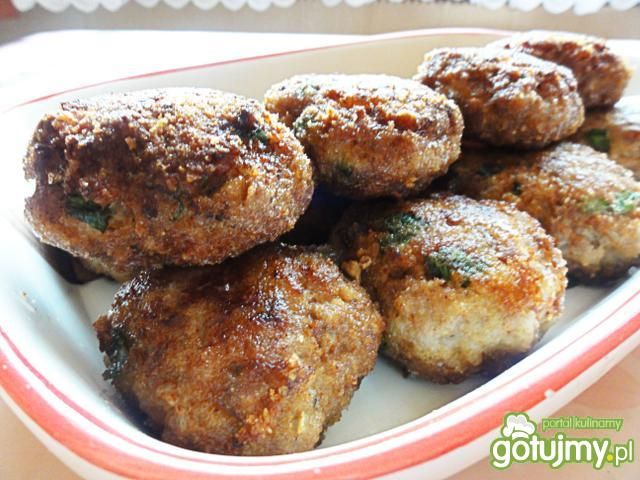 Kotlety mielone lekko zielone Kotlety mielone lekko zielone