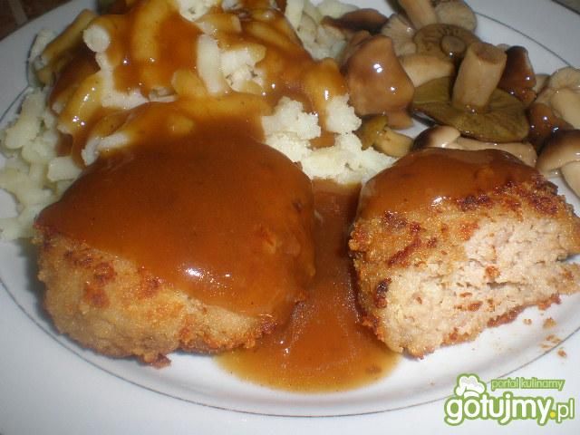 Kotlety mielone w sosie