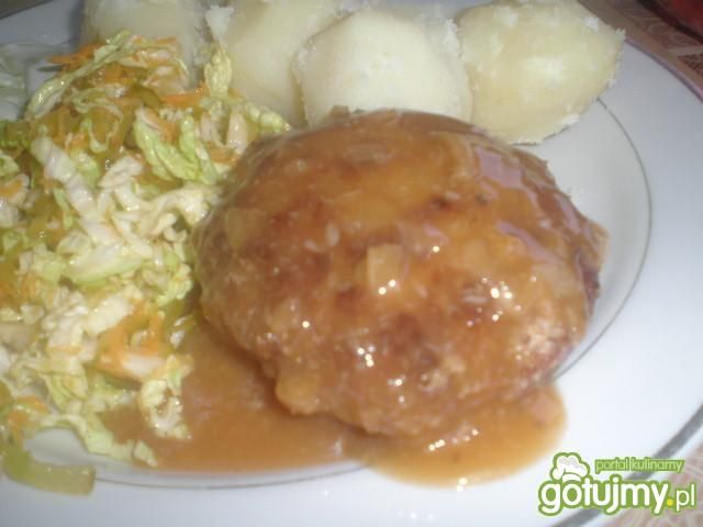 Kotlety mielone w sosie myśliwskim 