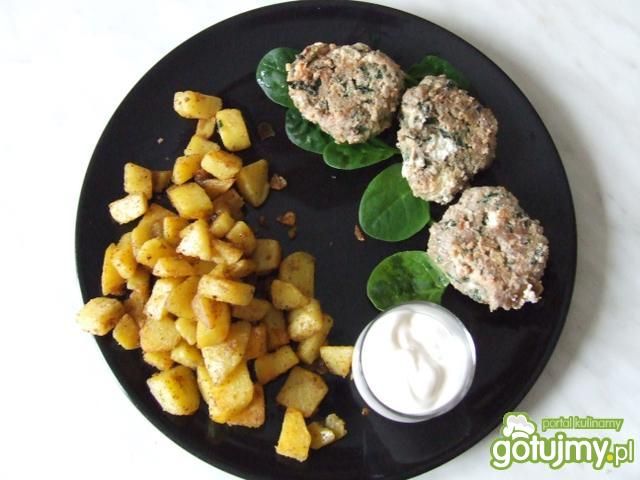 Kotlety mielone z fetą i szpinakiem Kotlety mielone z fetą i szpinakiem