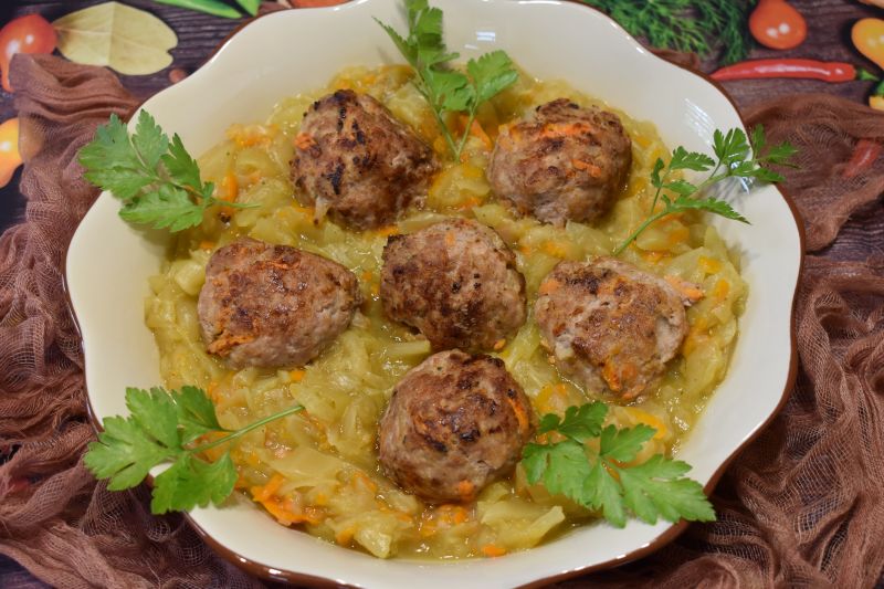 Kotlety mielone z kapuście  Kotlety mielone z kapuście