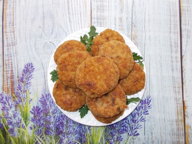 Kotlety mielone z kaszą