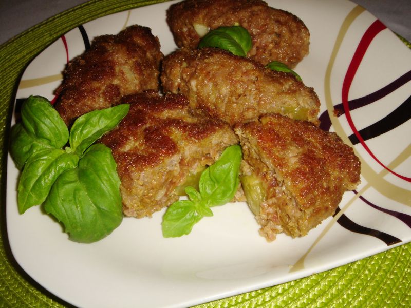 Kotlety mielone z ogórkiem i curry Kotlety mielone z ogórkiem i curry