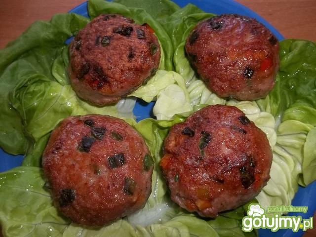 Kotlety mielone z papryką