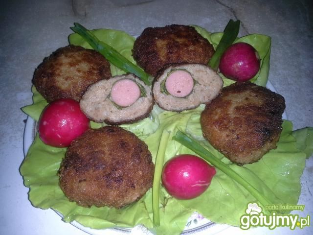 Kotlety mielone z parówką 4