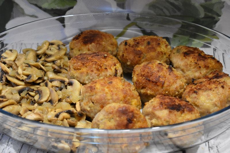 Kotlety mielone z pieczarkami