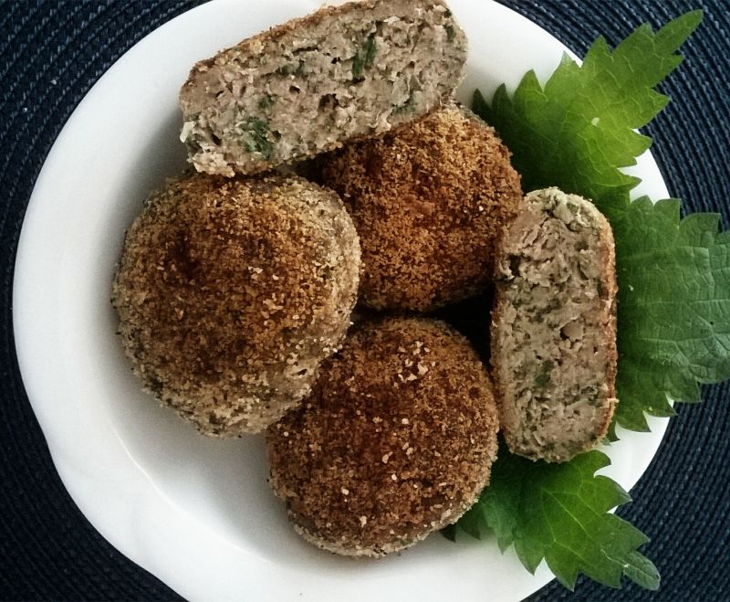 Kotlety mielone z pokrzywą 
