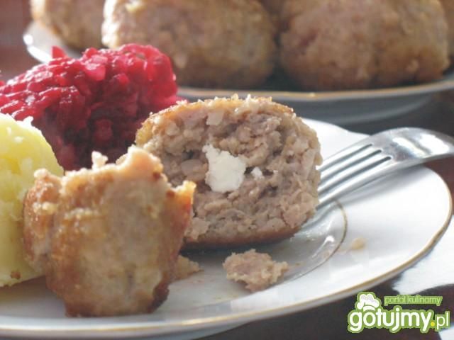 Kotlety mielone z serem feta Kotlety mielone z serem feta