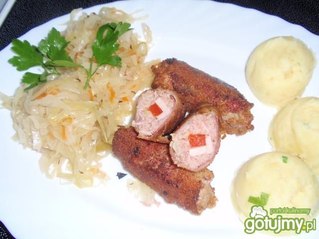 Kotlety mielone zawijane w szynce  .