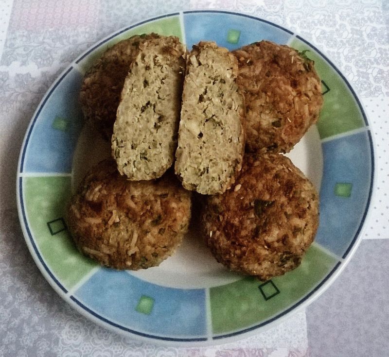 Kotlety mięsno - ryżowe ze szpinakiem Kotlety mięsno - ryżowe ze szpinakiem