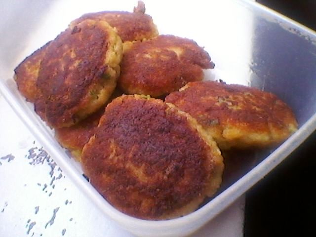 Kotlety rybne ze szczypiorkiem Kotlety rybne ze szczypiorkiem