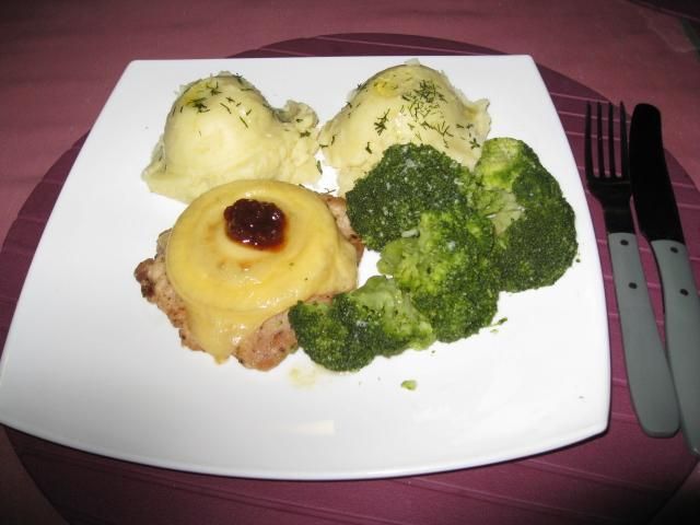 Kotlety schabowe pod pierzynką Kotlety schabowe pod pierzynką