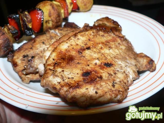 Kotlety schabowe w marynacie śliwkowej Kotlety schabowe w marynacie śliwkowej