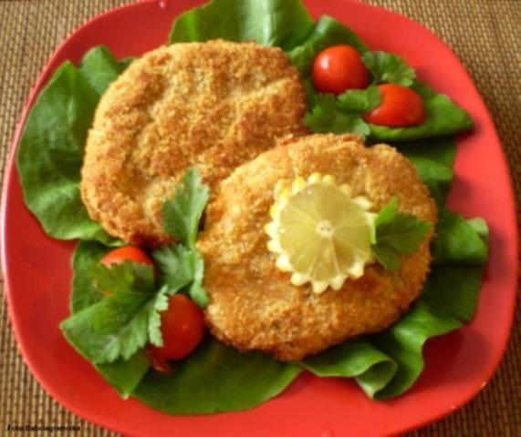 Kotlety schabowe w panierce z chipsów i  Kotlety schabowe w panierce z chipsów i