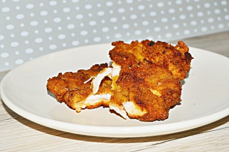 Kotlety schabowe w sosie meksykańskim Kotlety schabowe w sosie meksykańskim