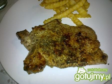 Kotlety schabowe w ziołach.