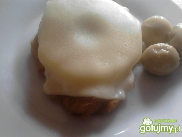 Kotlety schabowe z ananasem