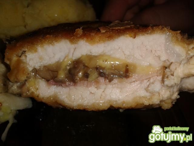 Kotlety schabowe z farszem PYCHA Kotlety schabowe z farszem PYCHA