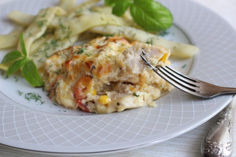 Kotlety siekane zapiekane pod pierzynką z fasolką Kotlety siekane zapiekane pod pierzynką z fasolką