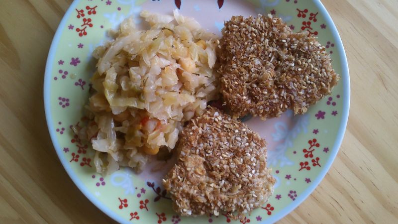 Kotlety sojowe w panierce sezamowo-otrębowej Kotlety sojowe w panierce sezamowo-otrębowej